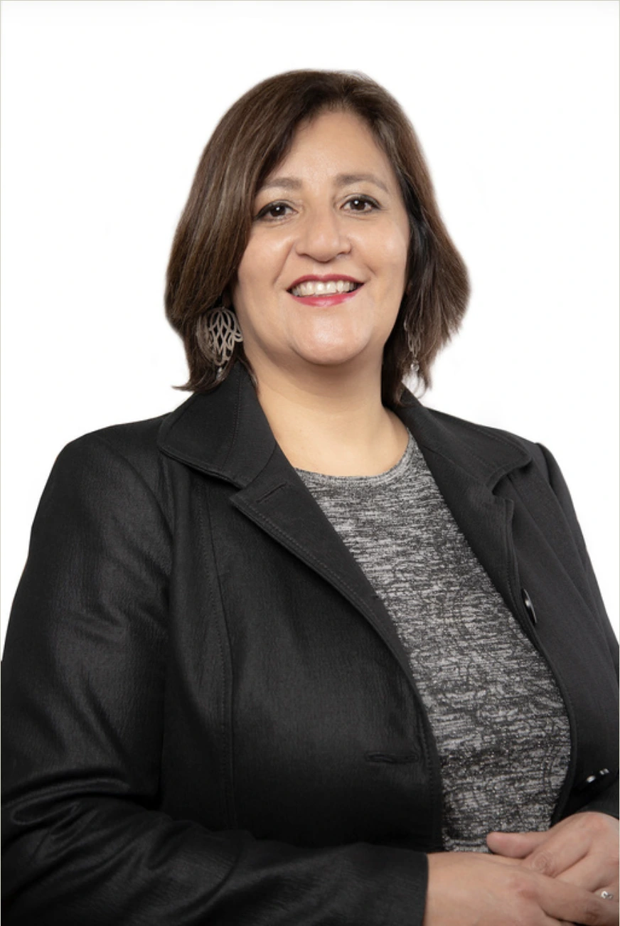 Iris Vargas Delgado, dirección legal de VADEL